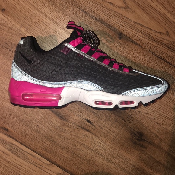 Nike Shoes - Nike Air Max 95 Nike Shoes - Nike Air Max 95